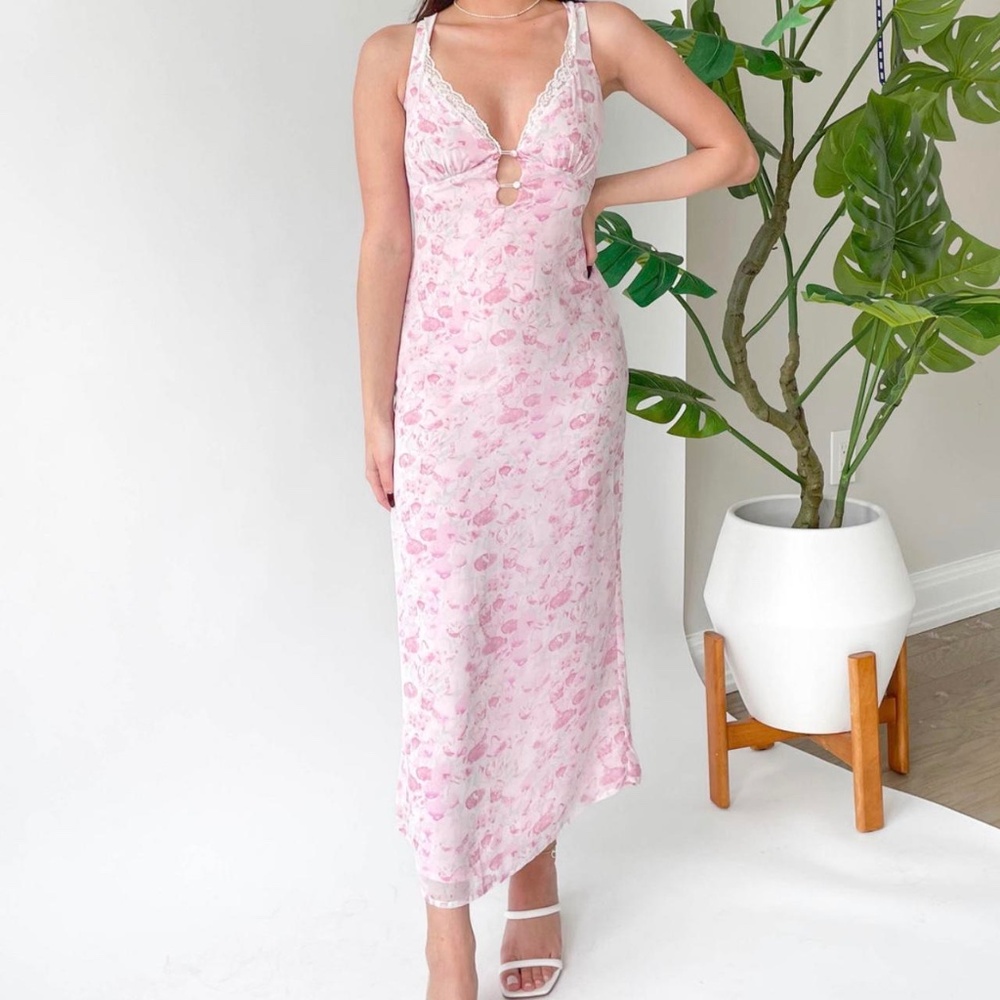 Pink floral sleeveless maxi dress NWT